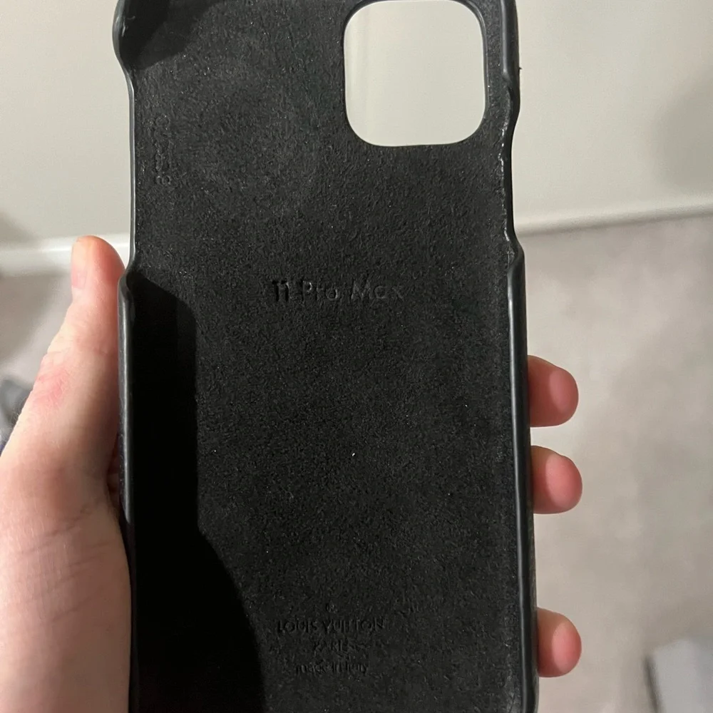 Louis Vuitton IPhone Case STEAL
